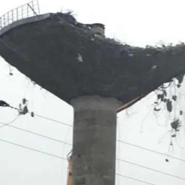 Rozpoczęła się rozbiórka „Grzybka”