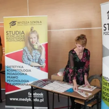 Targi edukacyjne w II LO