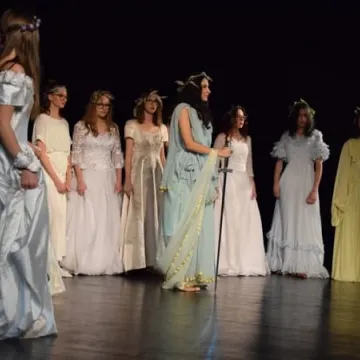 Teatr Żródło z widowiskiem „Niepodległa