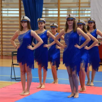 Karatecy na tatami na turnieju w Radomsku