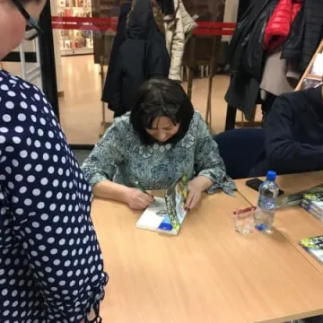 Promocja książki Elżbiety Stępień „Wszystko się może zdarzyć”