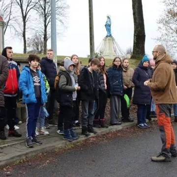 Wybrali się w podróż za jeden uśmiech...