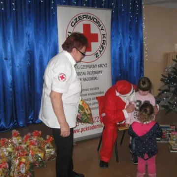 Wigilia i Mikołaj z PCK 