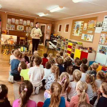 Warsztaty pszczelarskie w przedszkolu nr 4