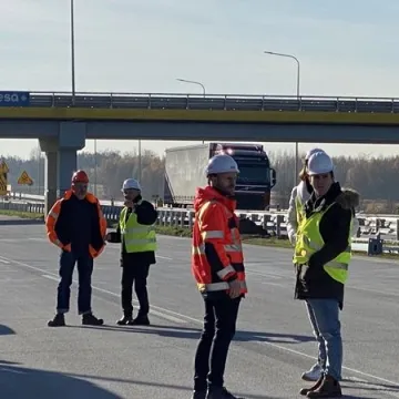 Jak postępują prace na A1 na odcinku Kamieńsk-Radomsko?
