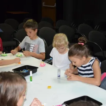 O pracowitych pszczołach w MDK