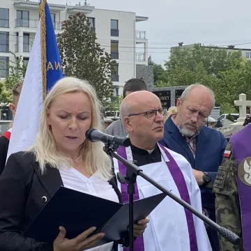 Ekshumowany Jan Kowalski spoczął na Cmentarzu Starym w Radomsku