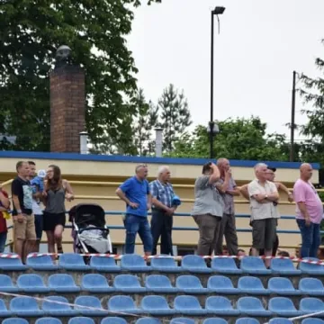 Kibice na meczu RKS Radomsko – Warta Sieradz