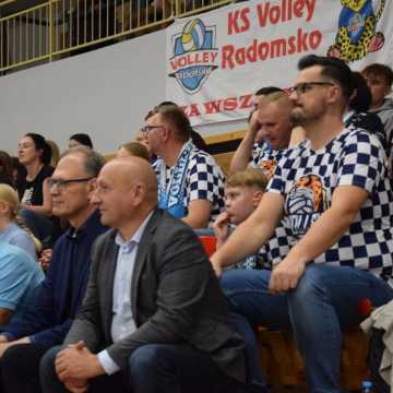 METPRIM Volley Radomsko odprawił debiutanta ze Skierniewic