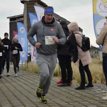 [WIDEO] Glinianki parkRUN w Radomsku. Bieg dla zdrowia i WOŚP 2025