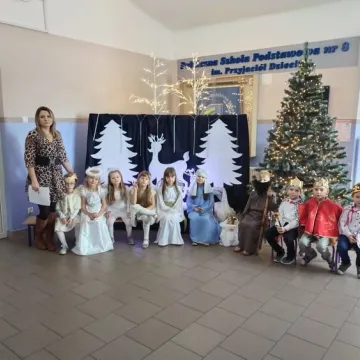 Dzieci z „ósemki” w Radomsku przygotowały szkolne jasełka