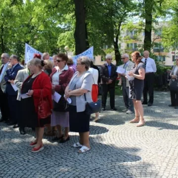 Wiec w obronie wiary w Radomsku