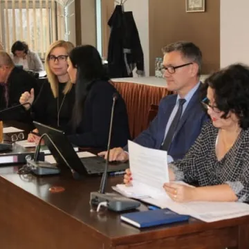 Na komisji edukacji o problemach w oświacie