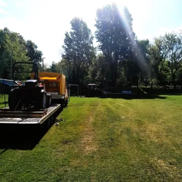 Renowacja murawy na obiektach MOSiR w Radomsku