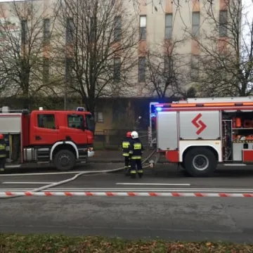Pożar w budynku po telekomunikacji