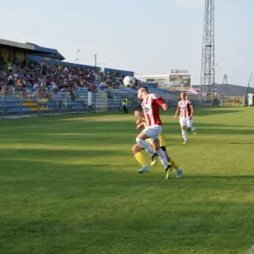 RKS przegrywa na własnym stadionie z Pogonią Grodzisk