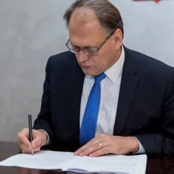 ONTEX podpisał akt notarialny