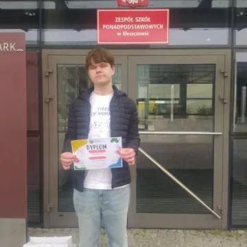 III miejsce dla Michała Natkańczyka za grę edukacyjną „Al(e)Chemia!”