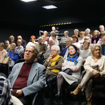 Wieczornica Węgierska „Nadzieja” w MDK w Radomsku