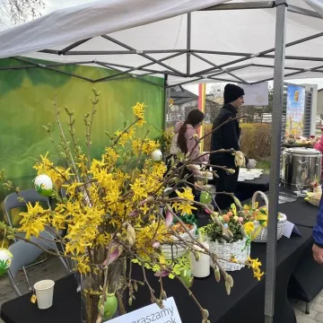 Domowe wypieki, wędliny i ozdoby. Tak wyglądał V powiatowy kiermasz wielkanocny