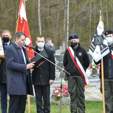 W Bąkowej Górze oddano hołd zamordowanym Żołnierzom Wyklętym