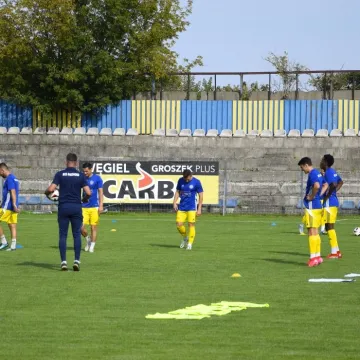 RKS Radomsko – Sokół Aleksandrów. Goście wywożą trzy punkty