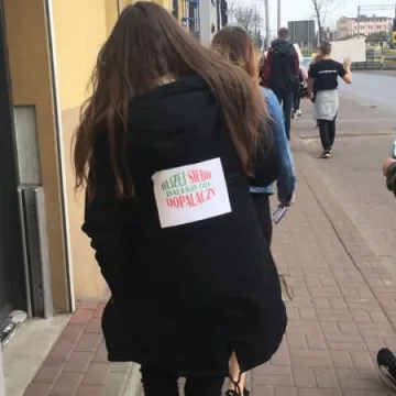 Uliczny happening uczniów Mechanika