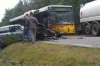 Na Fryszerce osobówka uderzyła w autobus