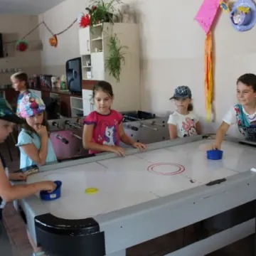 Piknik integracyjny dzieci i seniorów RUTW SAN