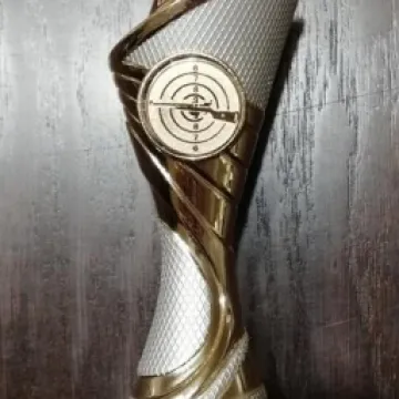 Kolejne sukcesy pistoleciarzy z OKSS „10-tka”