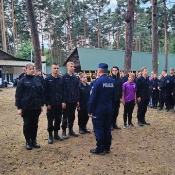 Klasy mundurowe rywalizowały na biwaku w Białym Brzegu