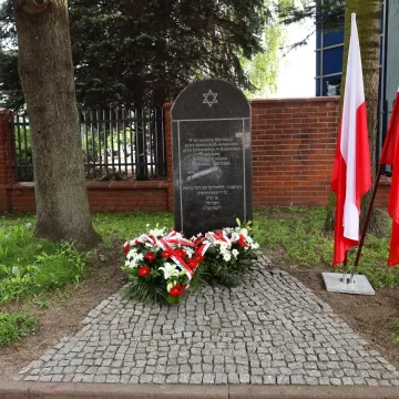 W Radomsku oddali hołd ofiarom nazistowskich obozów zagłady