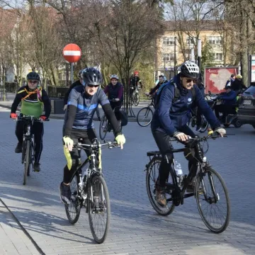 Tradycja na dwóch kółkach. Wiosna przywitana na rowerach
