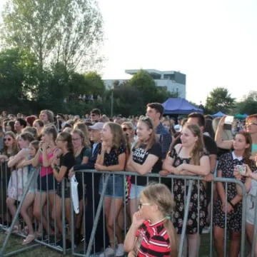 Finał „Letniego Grania” - Roksana Węgiel i Kwiat Jabłoni