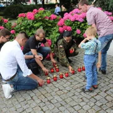 Symboliczna kotwica dla powstańców