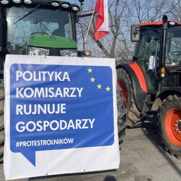 [WIDEO] Zaczęło się. Przedbórz stoi. Rolnicy walczą o Polskę