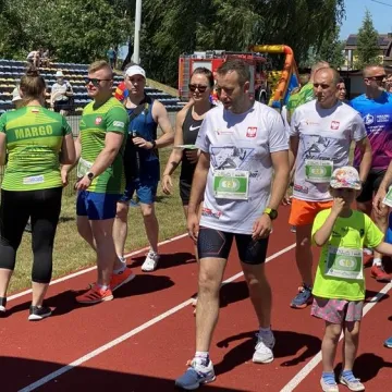 „Bieg na 1 Milę” na otwarcie nowej bieżni w Kamieńsku