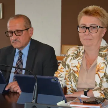 Radni rozmawiali o finansach szpitala i SP ZOZ „Pro Familia”