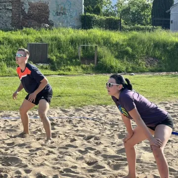 Turniej mixtów na Orliku