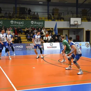 Czwarty tie-break z rzędu. Bugaj Volley Radomsko ulega Chełmcowi