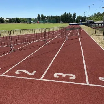 „Bieg na 1 Milę” na otwarcie nowej bieżni w Kamieńsku