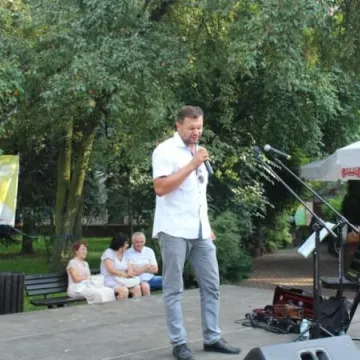 O miłości śpiewem