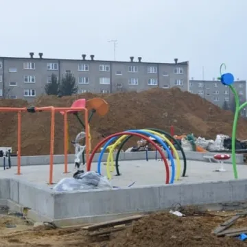 Mury pną się do góry, czyli trwa budowa nowego basenu