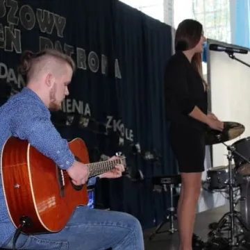 Absolwenci odwiedzili Elektryka