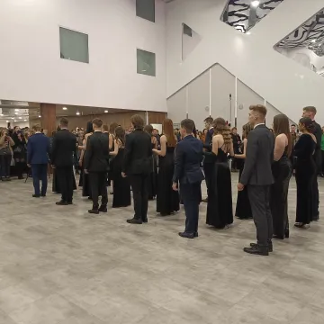 Studniówka 2024: bal maturzystów radomszczańskiego „mechanika”