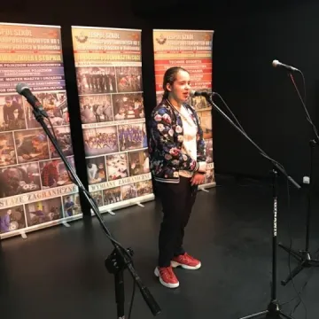 Śpiewali i recytowali po niemiecku oraz angielsku