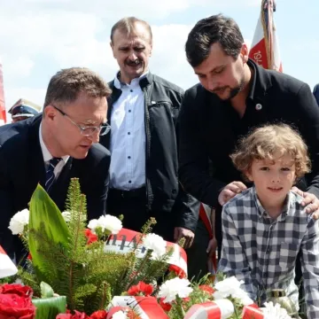 W Bąkowej Górze upamiętniono zamordowanych żołnierzy KWP