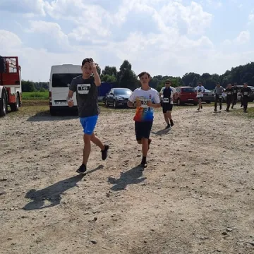 Tropem Wilczym. Bieg Pamięci Żołnierzy Wyklętych 2021 w Radomsku