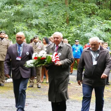 Upamiętniono 78. rocznicę bitwy pod Ewiną