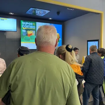 Tłumy na otwarciu McDonald’s w Radomsku